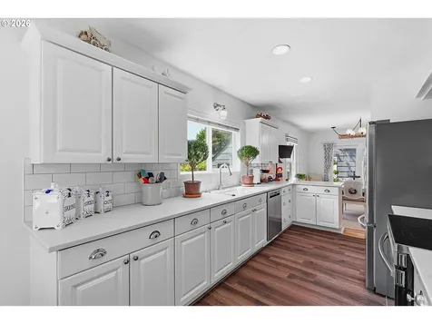 1831 NE 61st Avenue Portland OR 97213