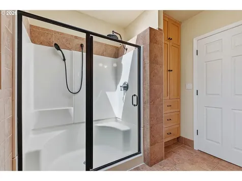1831 NE 61st Avenue Portland OR 97213