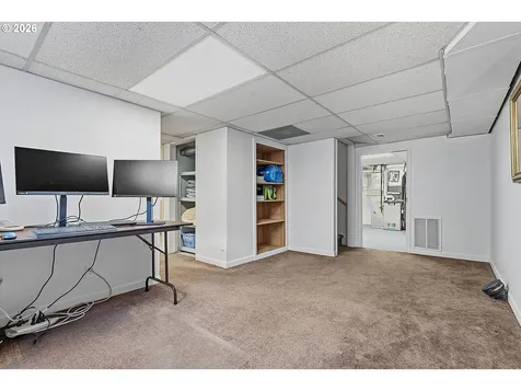 1831 NE 61st Avenue Portland OR 97213