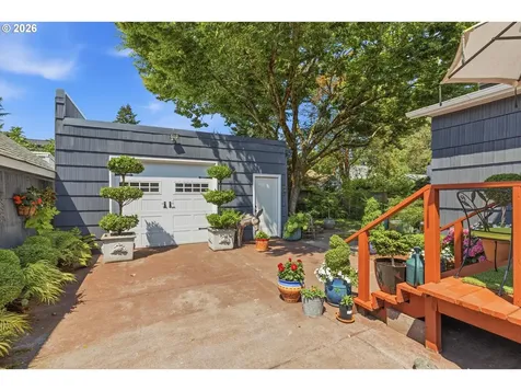 1831 NE 61st Avenue Portland OR 97213