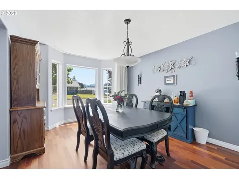 6505 Colonial Way Tillamook OR 97141