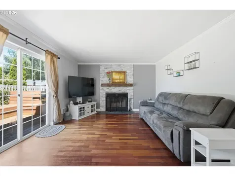 6505 Colonial Way Tillamook OR 97141