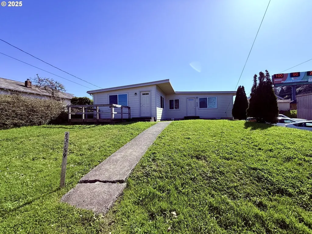 63757 Harriet Road Coos Bay OR 97420