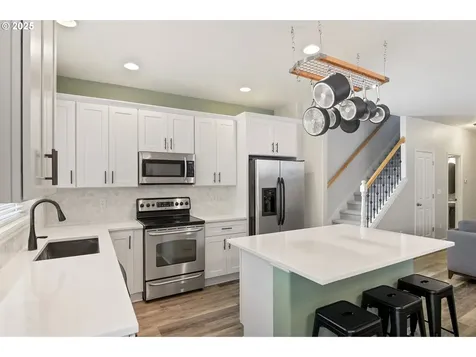 4839 SE Sandalwood Street Hillsboro OR 97123