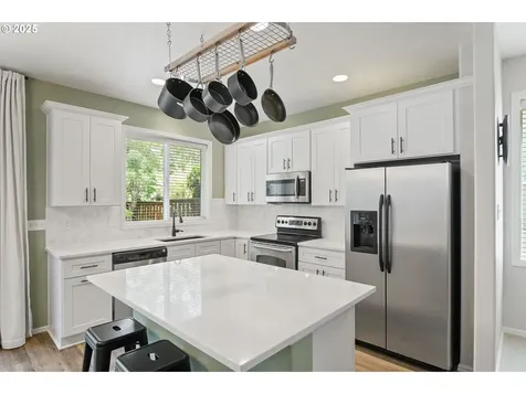 4839 SE Sandalwood Street Hillsboro OR 97123