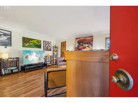 1915 SE 142nd Avenue Portland OR 97233