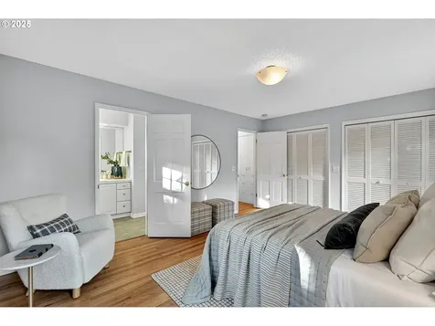 6744 SW Raleighwood Way Portland OR 97225