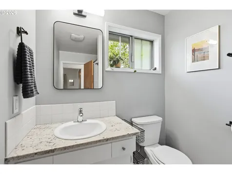 705 NE Church Place White Salmon WA 98672