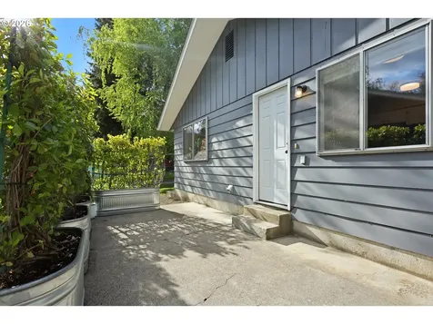 705 NE Church Place White Salmon WA 98672