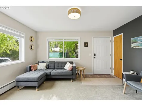 705 NE Church Place White Salmon WA 98672