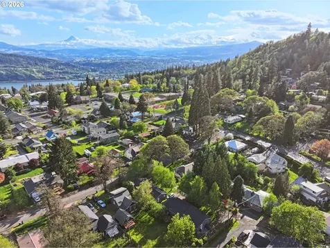 705 NE Church Place White Salmon WA 98672