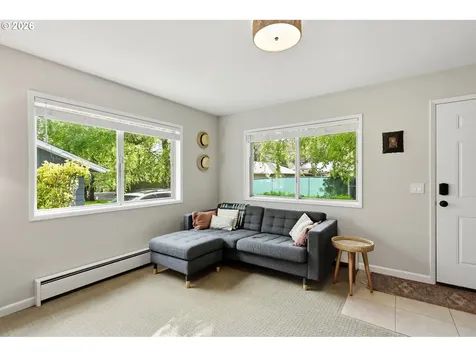 705 NE Church Place White Salmon WA 98672