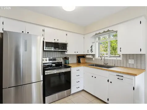 705 NE Church Place White Salmon WA 98672