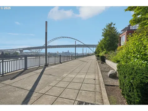 1740 NW Riverscape Street Portland OR 97209