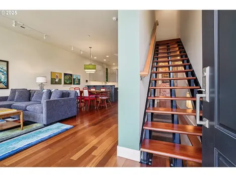 1740 NW Riverscape Street Portland OR 97209