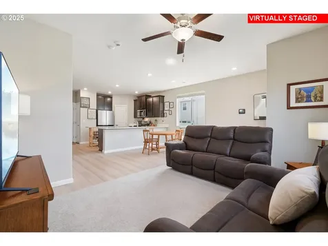 7035 NE 155th Place Vancouver WA 98682