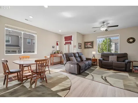 7035 NE 155th Place Vancouver WA 98682