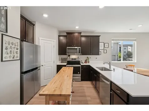 7035 NE 155th Place Vancouver WA 98682