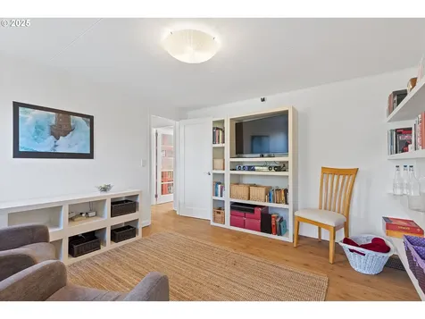 2645 NW Lee Avenue Lincoln City OR 97367