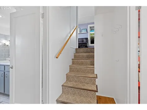2645 NW Lee Avenue Lincoln City OR 97367