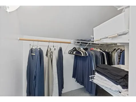 2645 NW Lee Avenue Lincoln City OR 97367