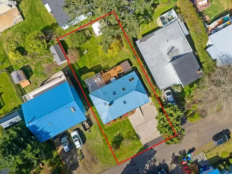 2645 NW Lee Avenue Lincoln City OR 97367