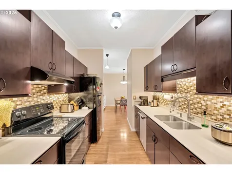 4320 S Corbett Avenue Portland OR 97239