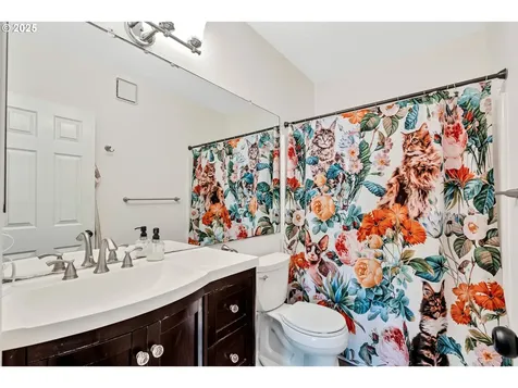 4320 S Corbett Avenue Portland OR 97239