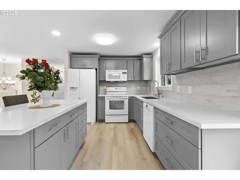 15300 NE 39th Street Vancouver WA 98682