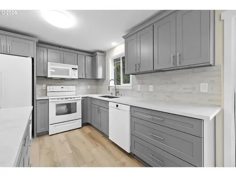 15300 NE 39th Street Vancouver WA 98682