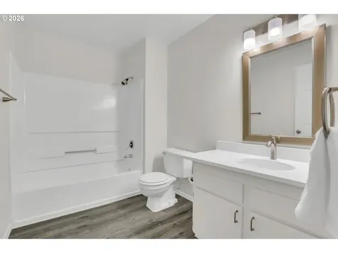5063 SW Foothills Drive Lake Oswego OR 97034