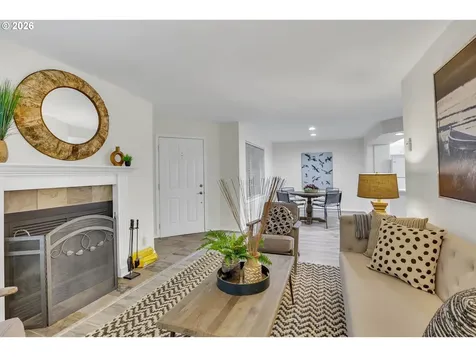 5063 SW Foothills Drive Lake Oswego OR 97034