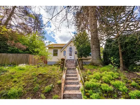 1516 N Winchell Street Portland OR 97217