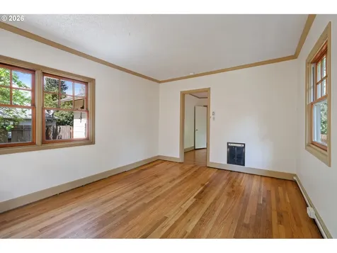 1516 N Winchell Street Portland OR 97217