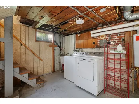 1516 N Winchell Street Portland OR 97217