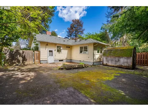 1516 N Winchell Street Portland OR 97217