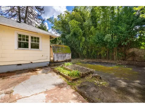 1516 N Winchell Street Portland OR 97217