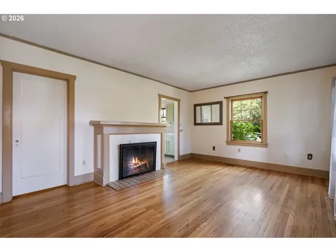 1516 N Winchell Street Portland OR 97217