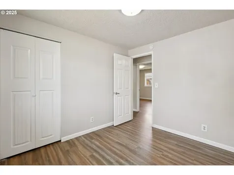 1700 NE 231st Court Wood Village OR 97060
