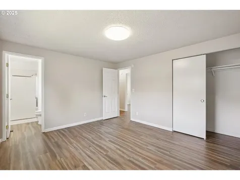 1700 NE 231st Court Wood Village OR 97060