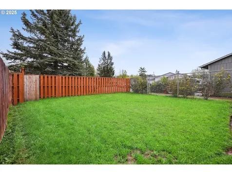 1700 NE 231st Court Wood Village OR 97060