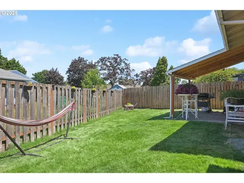 1700 NE 231st Court Wood Village OR 97060