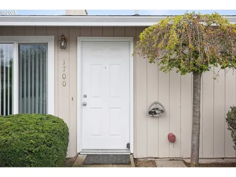 1700 NE 231st Court Wood Village OR 97060