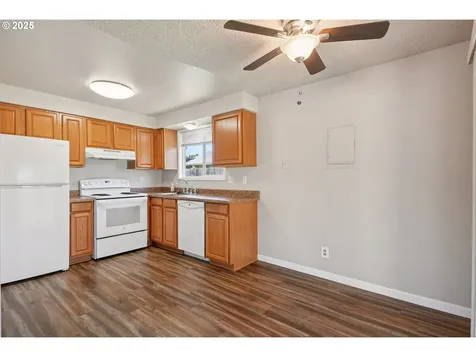 1700 NE 231st Court Wood Village OR 97060