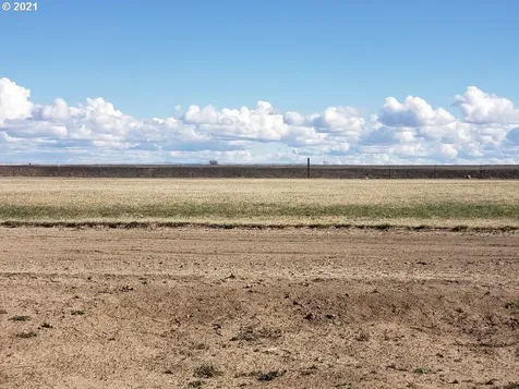 56826 Wamic Mkt Road Wamic OR 97063