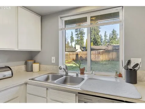 15108 NE 8th Street Vancouver WA 98684