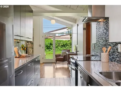 311 NE 130th Place Portland OR 97230