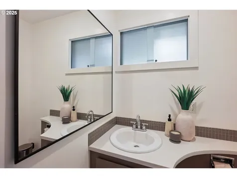 311 NE 130th Place Portland OR 97230