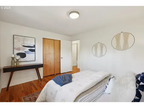 311 NE 130th Place Portland OR 97230