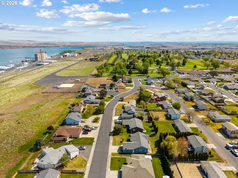 185 Rio Senda Street Umatilla OR 97882